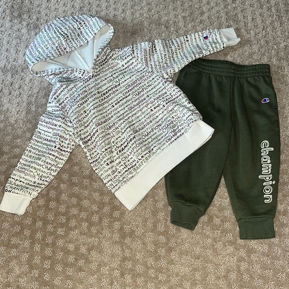 GUC 24M Champion Sweatshirt Set
